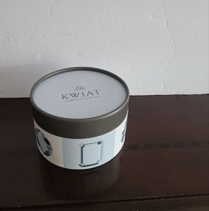 Kwiat jewelry set of 4 ceramic display plates